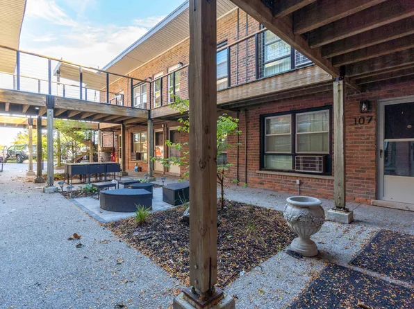 One11 Collection - Royal Oak