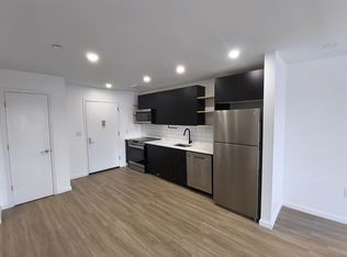 556A Market St #Var1, Newark, NJ 07105