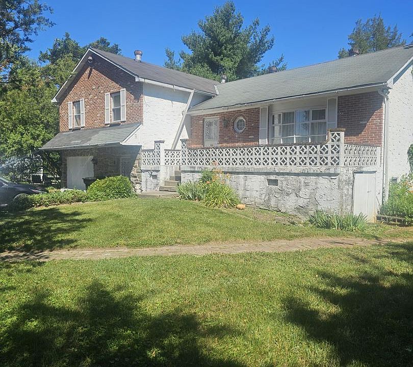 1st image of 325 7th Ave