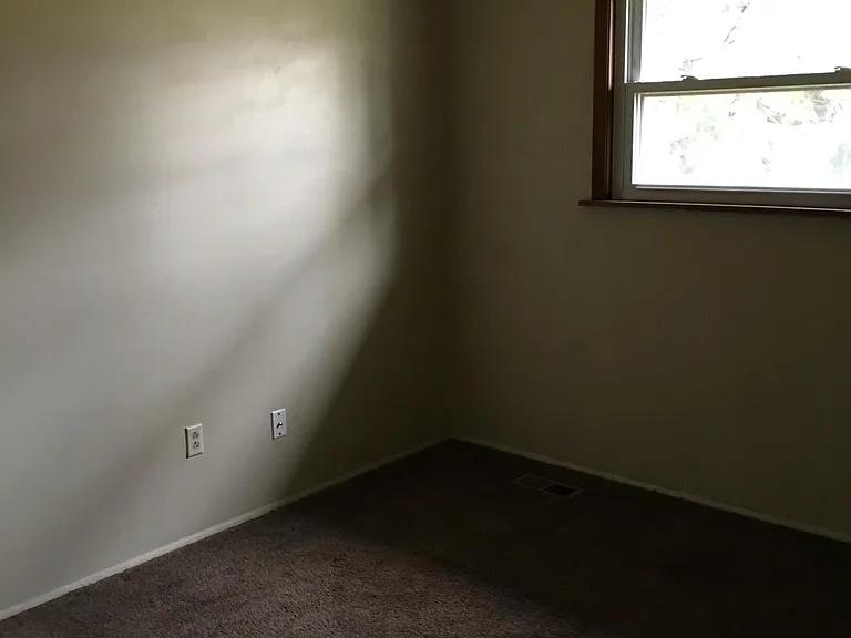 109 Chadborne Ct — Photo 5