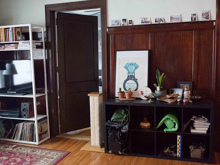 1928 Emerson Ave S #12 — Photo 3
