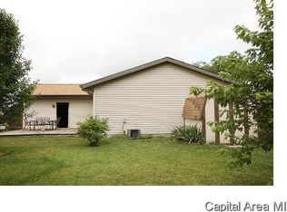 2904 Lakeshire Dr, Springfield, IL 62707