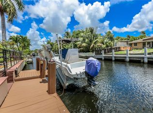 2512 Okeechobee Ln, Fort Lauderdale, FL 33312