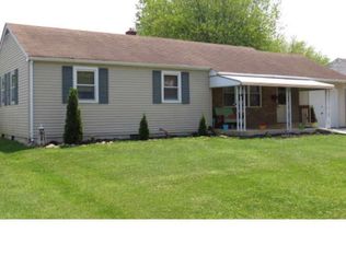 18 E Clairmont Dr, Newark, DE 19702