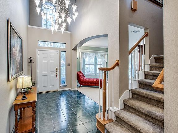 2nd image of 7813 Lake Meredith Way
