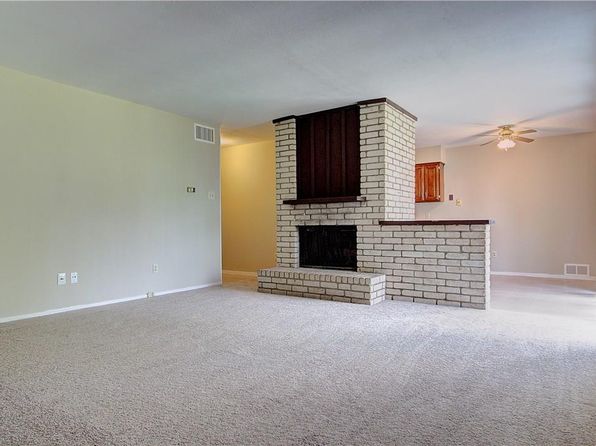 3414 Chesapeake Dr