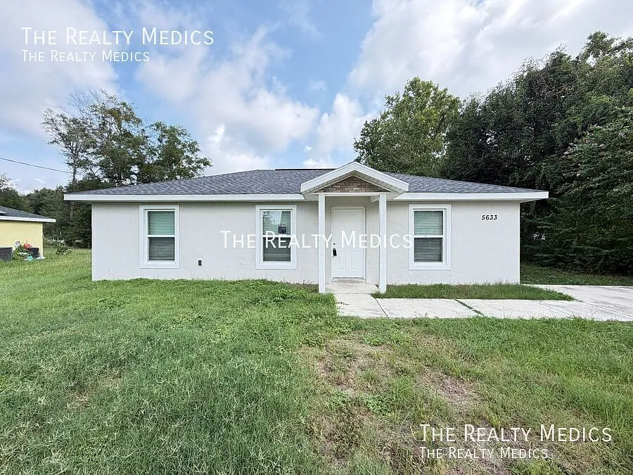 5633 NW 2nd Pl