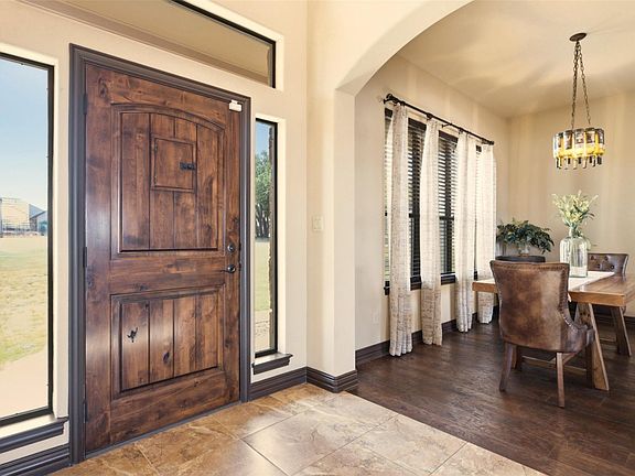 3rd image of 116 Sarahs Ln