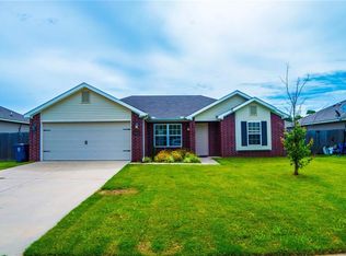 5409 SW Carlisle St, Bentonville, AR 72713