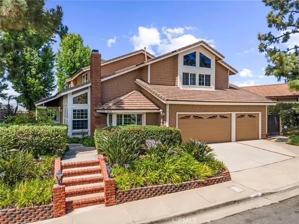 808 S Bluebird Cir, Anaheim, CA 92807