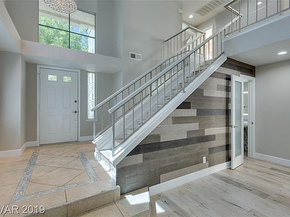 5th image of 7816 Surfcrest Ct