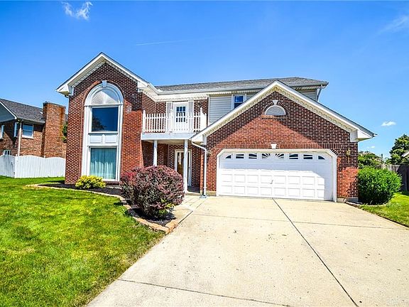 4th image of 2607 Saint Andrews Dr