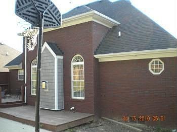 2nd image of 7215 Oakburn Dr
