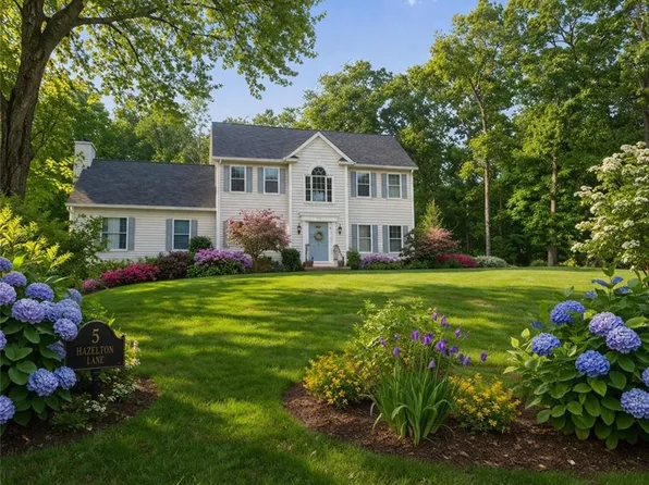 5 Hazelton Ln, South Kingstown, RI 02892