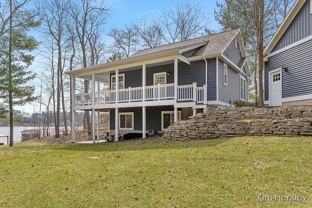 12636 Point Dr, Gowen, MI 49326 | Zillow