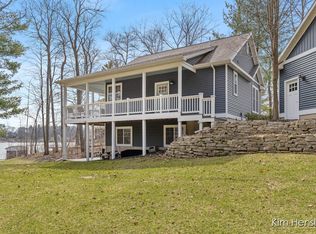 12636 Point Dr, Gowen, MI 49326