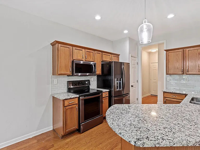 10492 Ashfarm Way — Photo 10