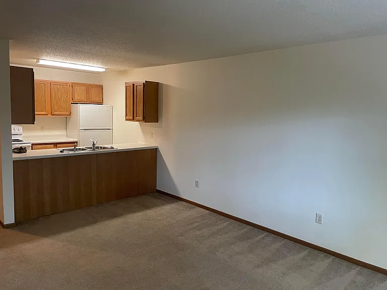 714 Bruce Ct #9 — Photo 10