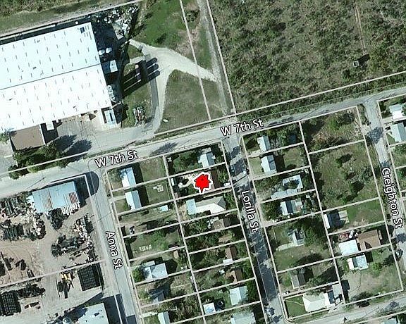2nd image of 702 Lorilla St