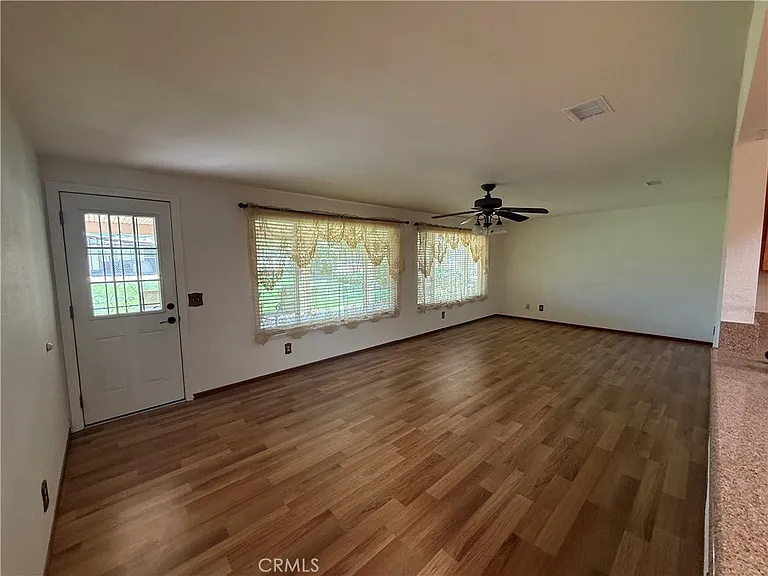 32105 Meadow Blossom Rd — Photo 9