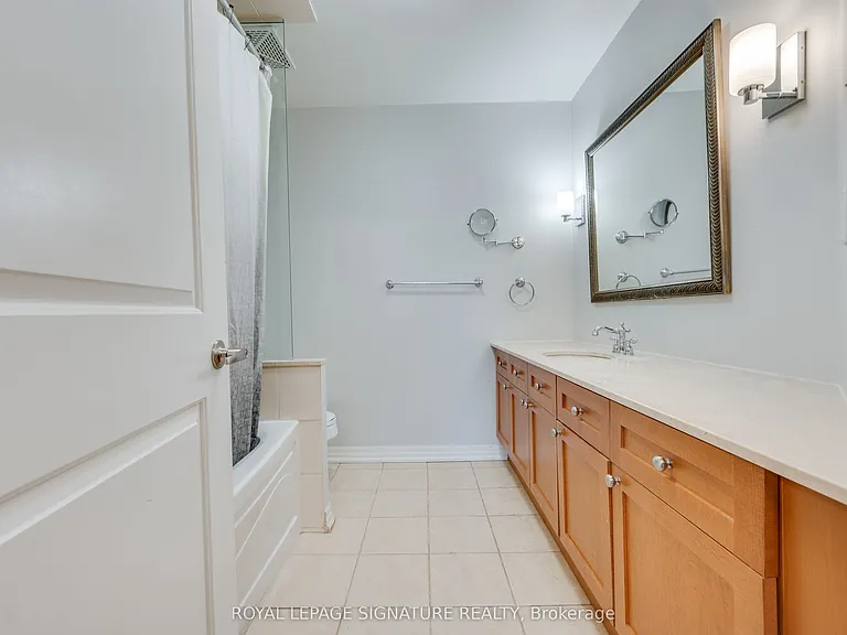 245 Dalesford Rd #109 — Photo 32