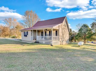 2420 E Gooseneck Rd, Sparta, TN 38583