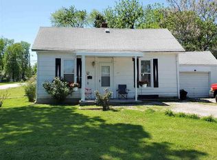417 S Water St, Clinton, MO 64735