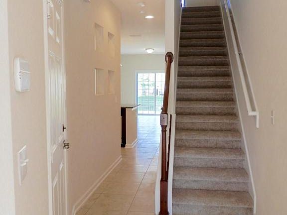 3rd image of 11274/5 Estancia Villa Cir #805