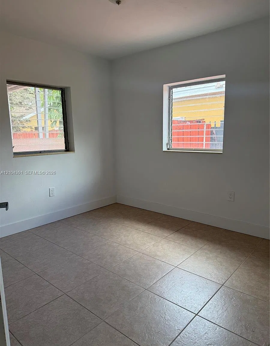 3 bed, 1676 sqft, $3,800 — Photo 4