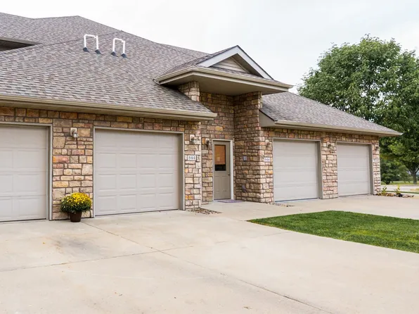 544 Kelsey Ln, Altoona, IA 50009