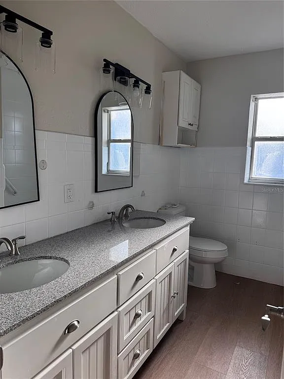 2 bed, 1.0 bath, 1218 sqft, $1,750 — Photo 4