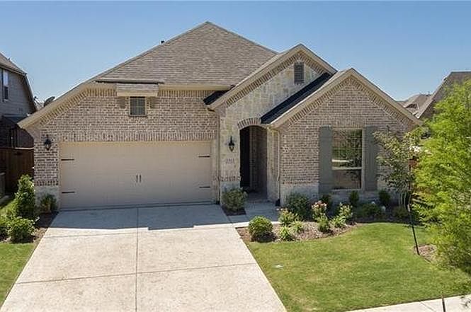 1st image of 1913 Brownwood Blvd