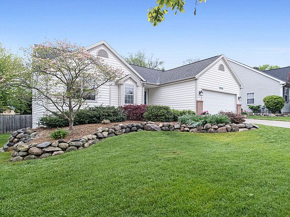 2nd image of 7038 Bolingbrook Dr