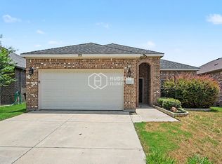 10420 Talus Dr, Fort Worth, TX 76131