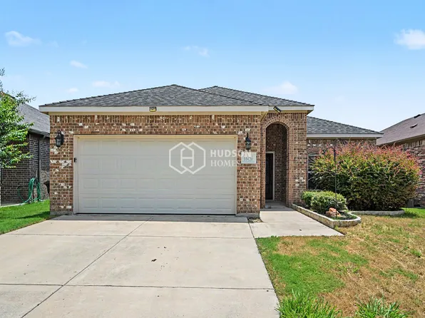 10420 Talus Dr, Fort Worth, TX 76131