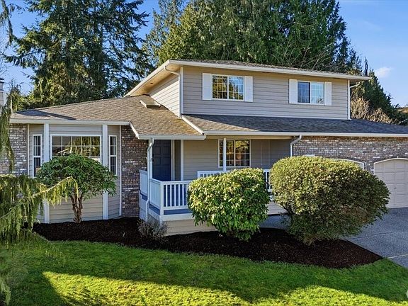 2nd image of 10922 39th Drive SE