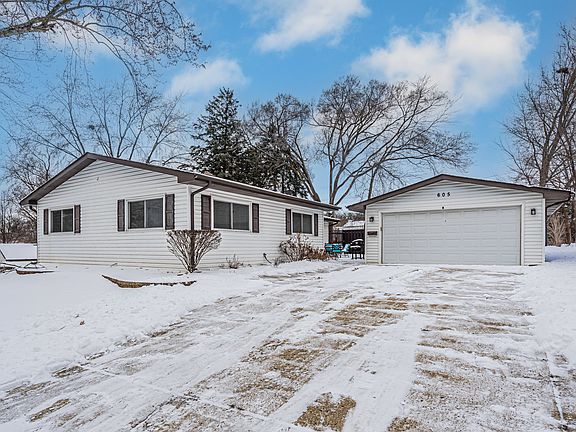 2nd image of 605 Tanglewood Dr