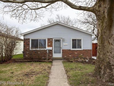25668 Ford St, Roseville, MI, 48066