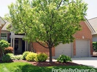 7489 Great Waters Ln, West Chester, OH 45069