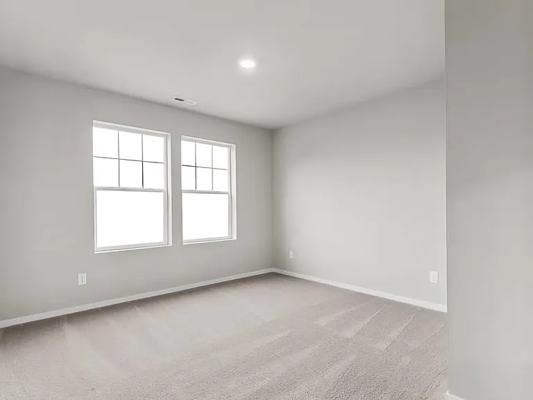1561 SW Fielder Pl — Photo 2