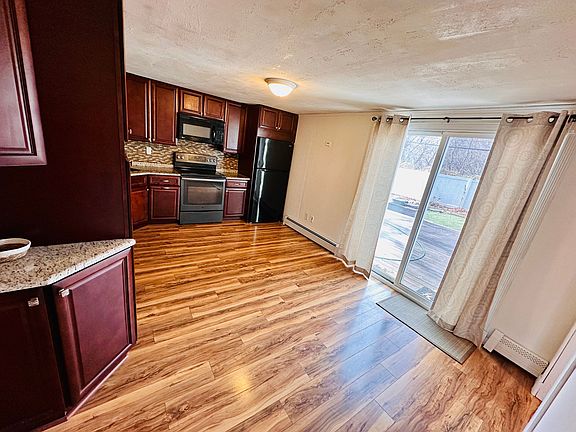 Granite Counters, New Cabinets & Appliances