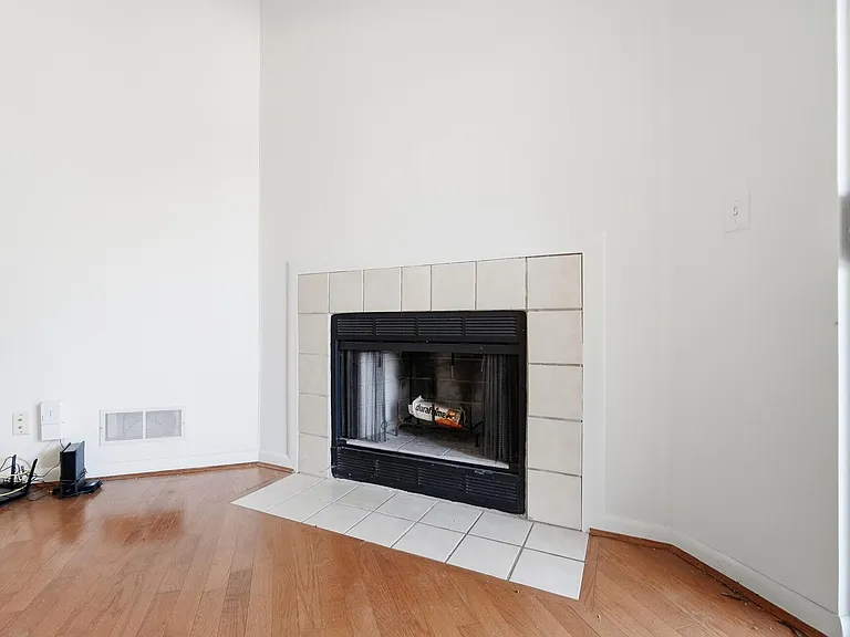 76 View Terrace Dr #9 — Photo 13