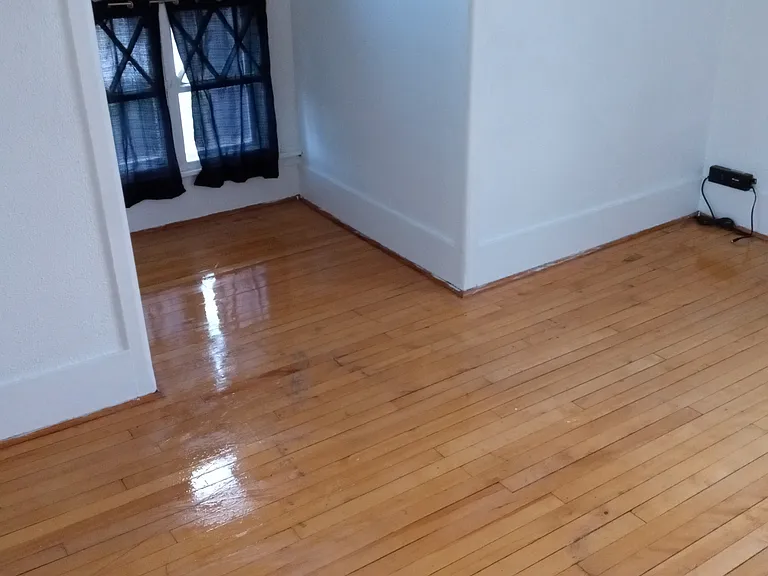 1827 Butternut St #3 — Photo 1