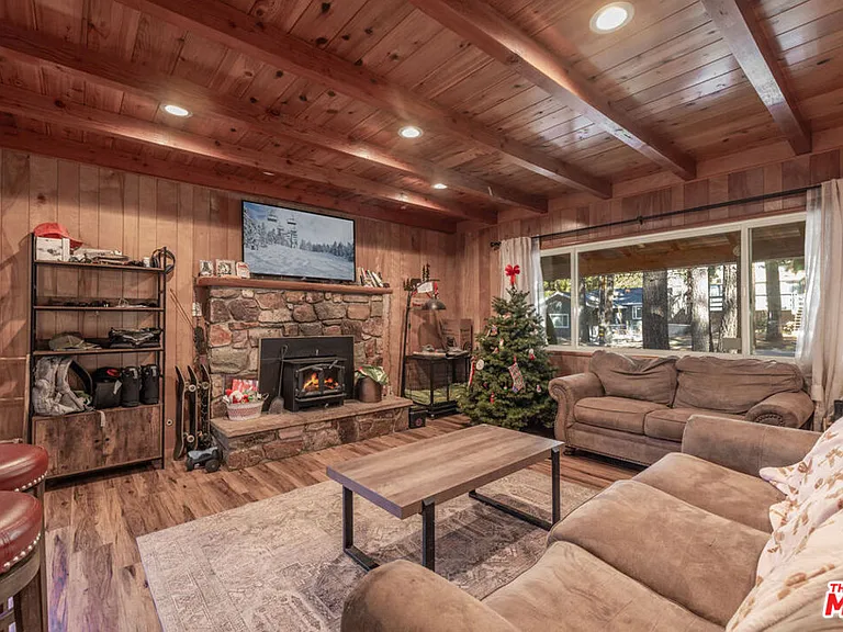 782 Tehama Dr — Photo 3