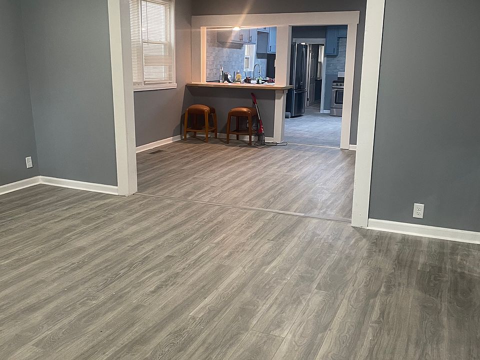 1st image of 3512 S Lowe Ave