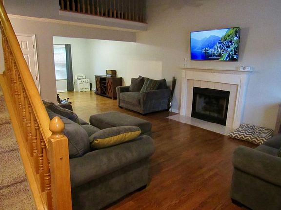 4th image of 3284 Scioto Glen Dr