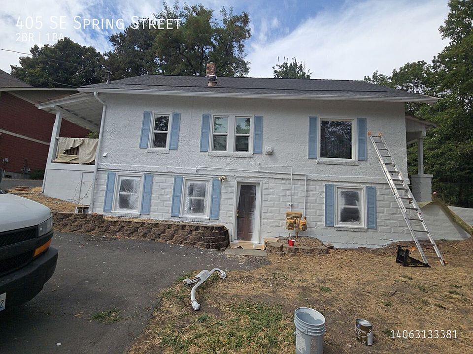 1st image of 405 SE Spring St