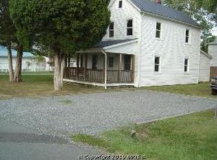 602 Bancroft Ave, Colonial Beach, VA 22443