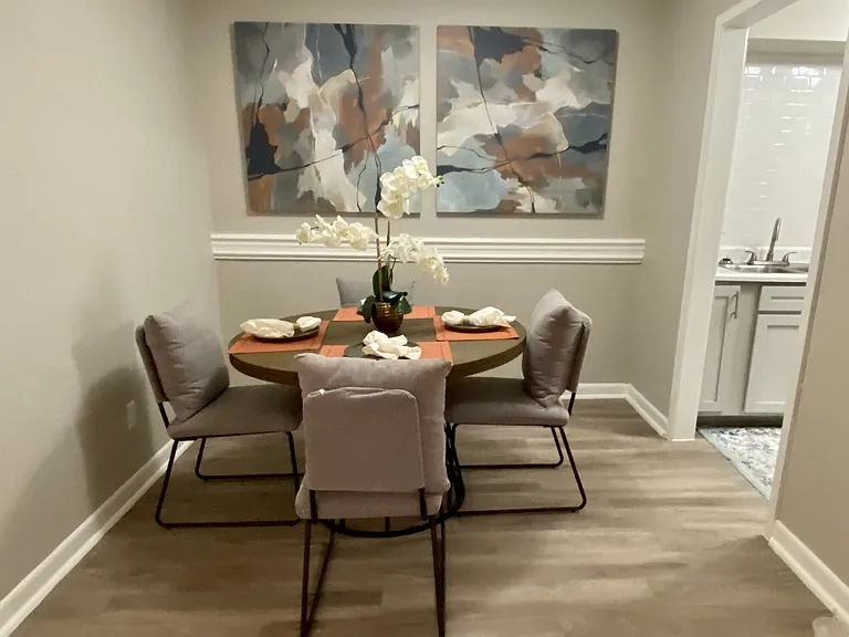 Pineview Terrace Apartments — Photo 2