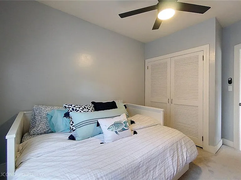 28 Narragansett Ave #1 — Photo 10